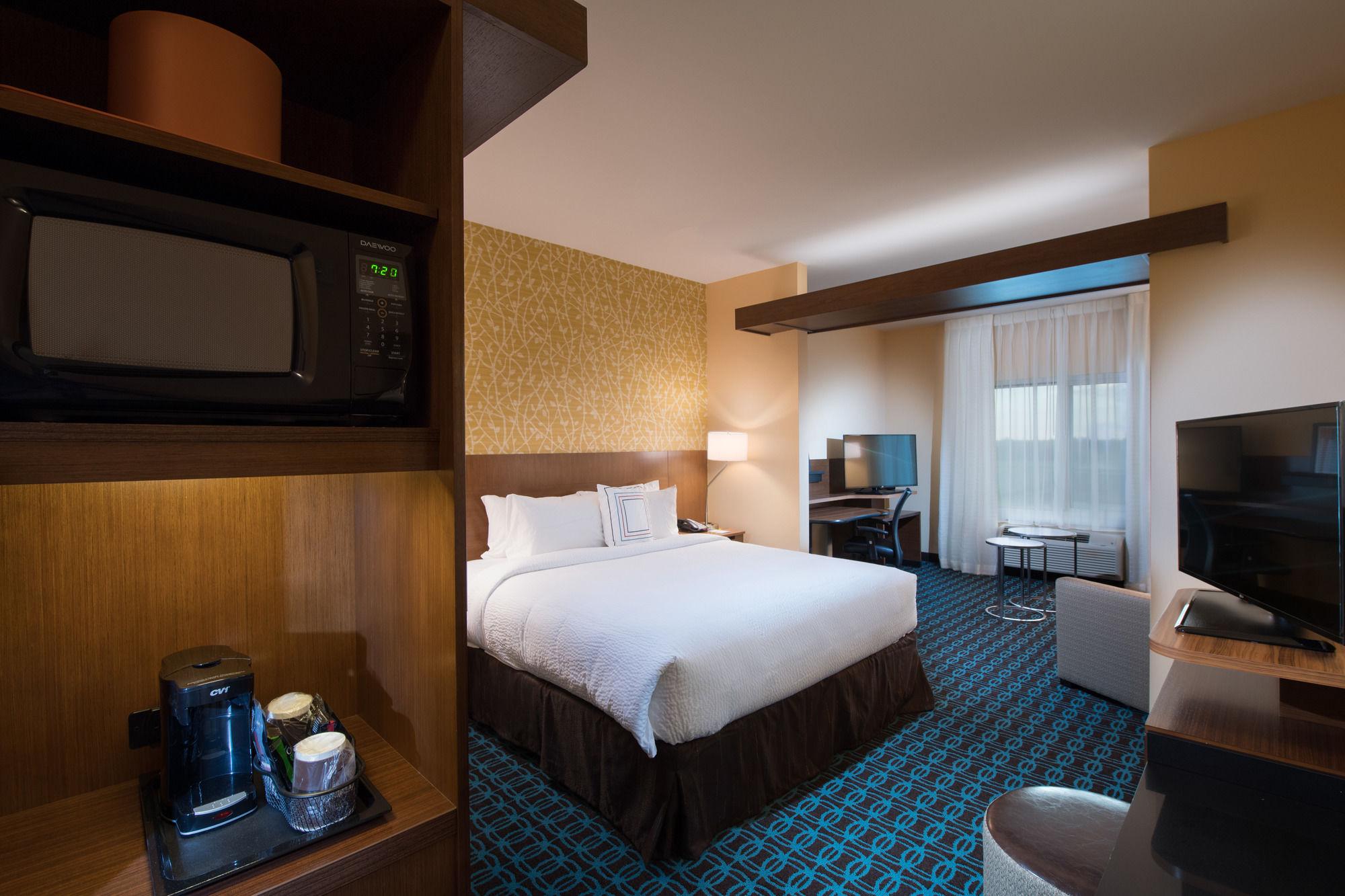 Fairfield Inn & Suites By Marriott Panama City Beach Upper Grand Lagoon Exterior foto
